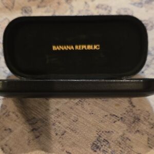 Banana Republic Elegant Black Case